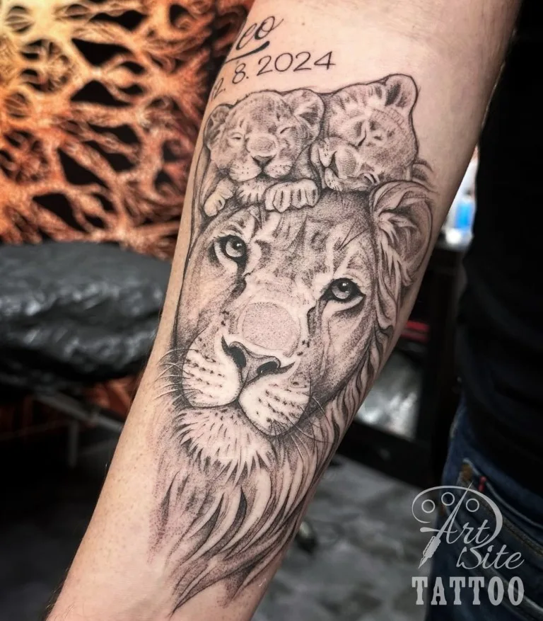 Realističen tattoo na koži