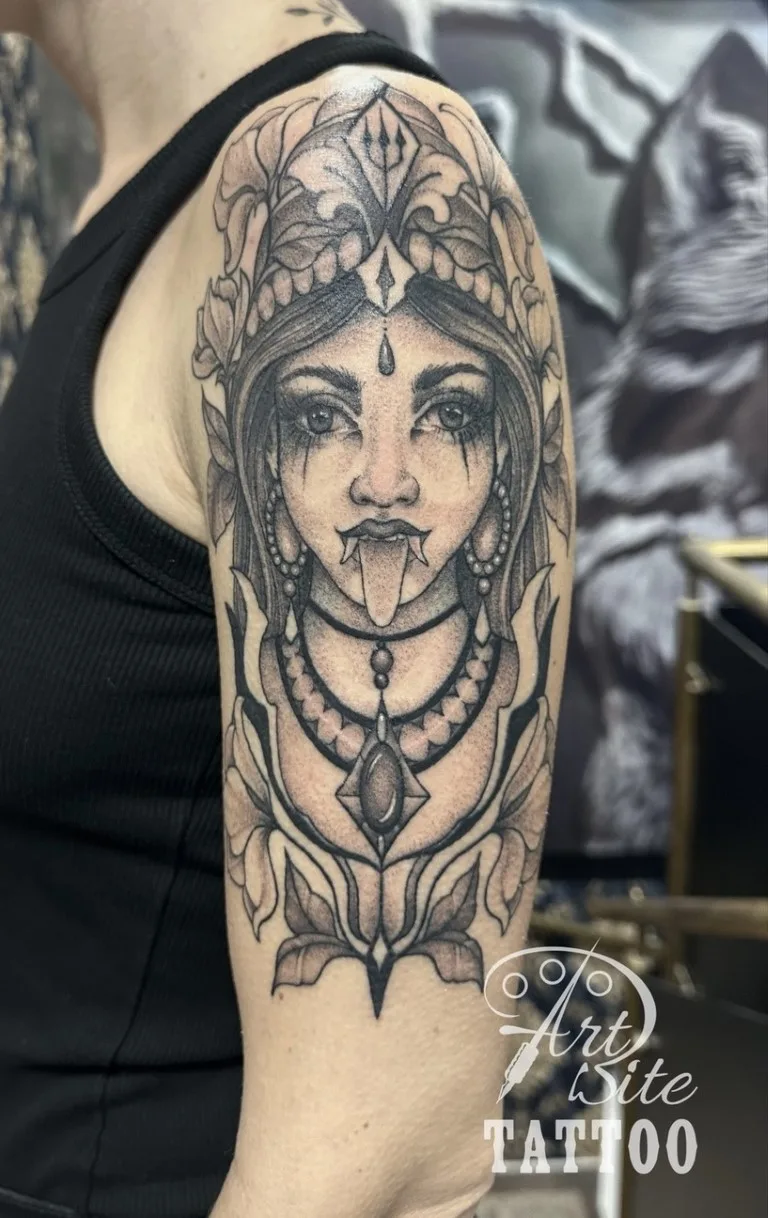 Realističen tattoo na koži