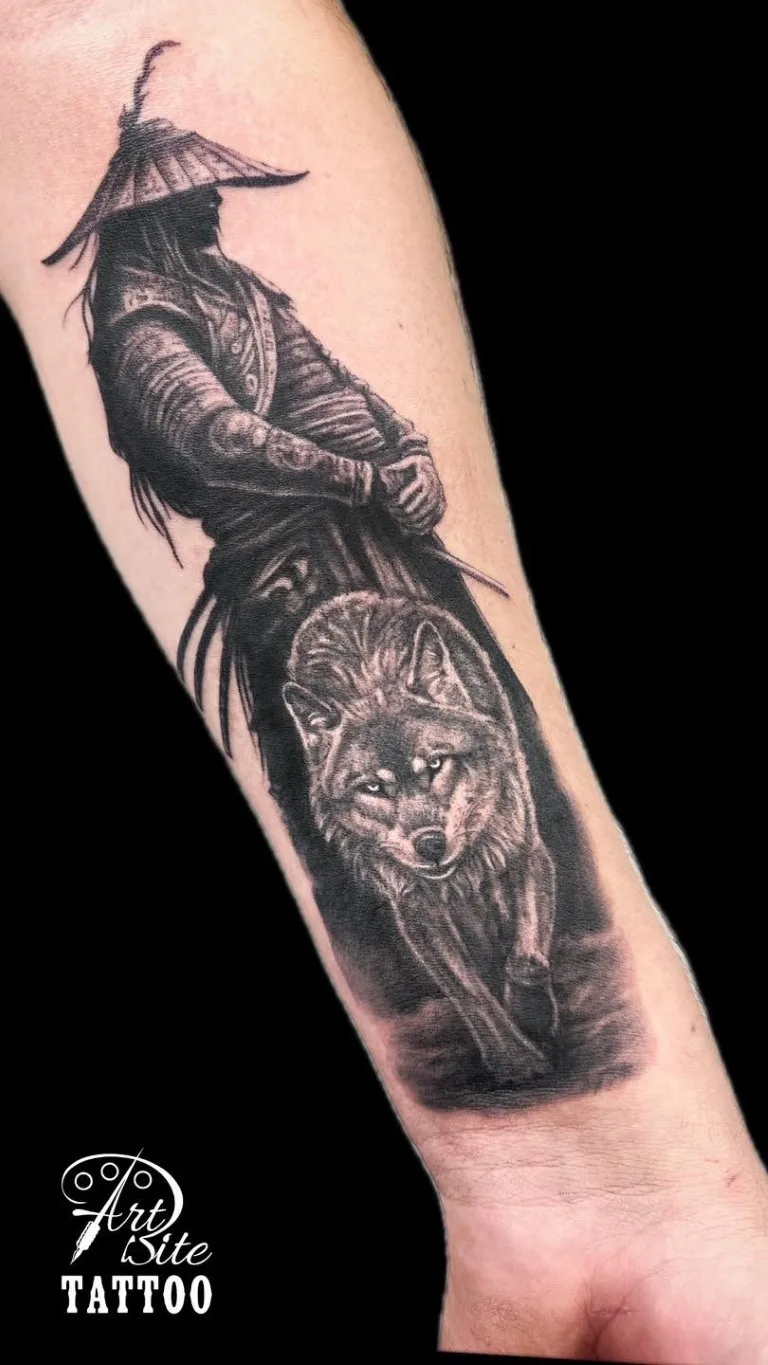 Realističen tattoo na koži